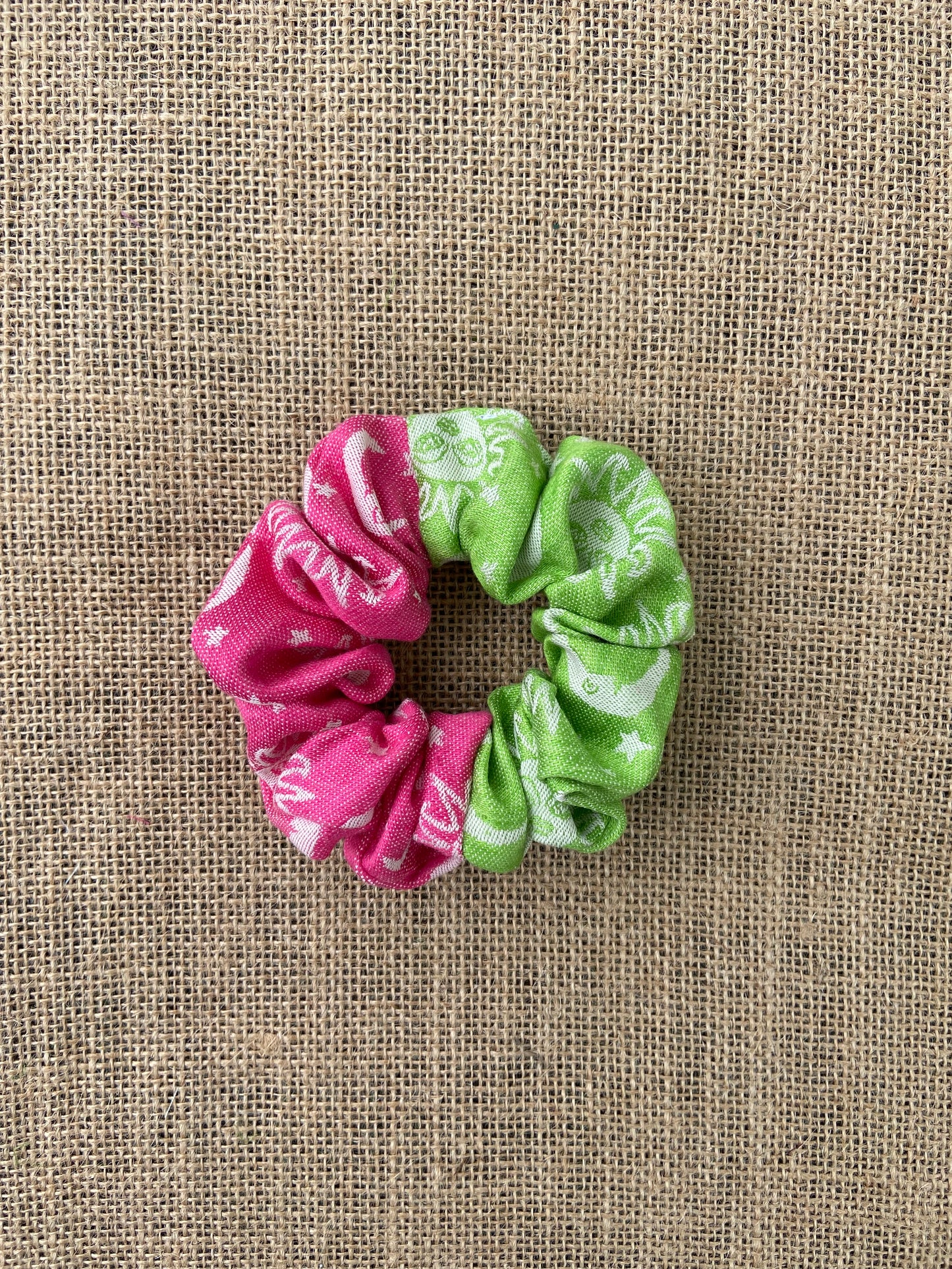 Cosmo and Wanda scrunchie (new size)