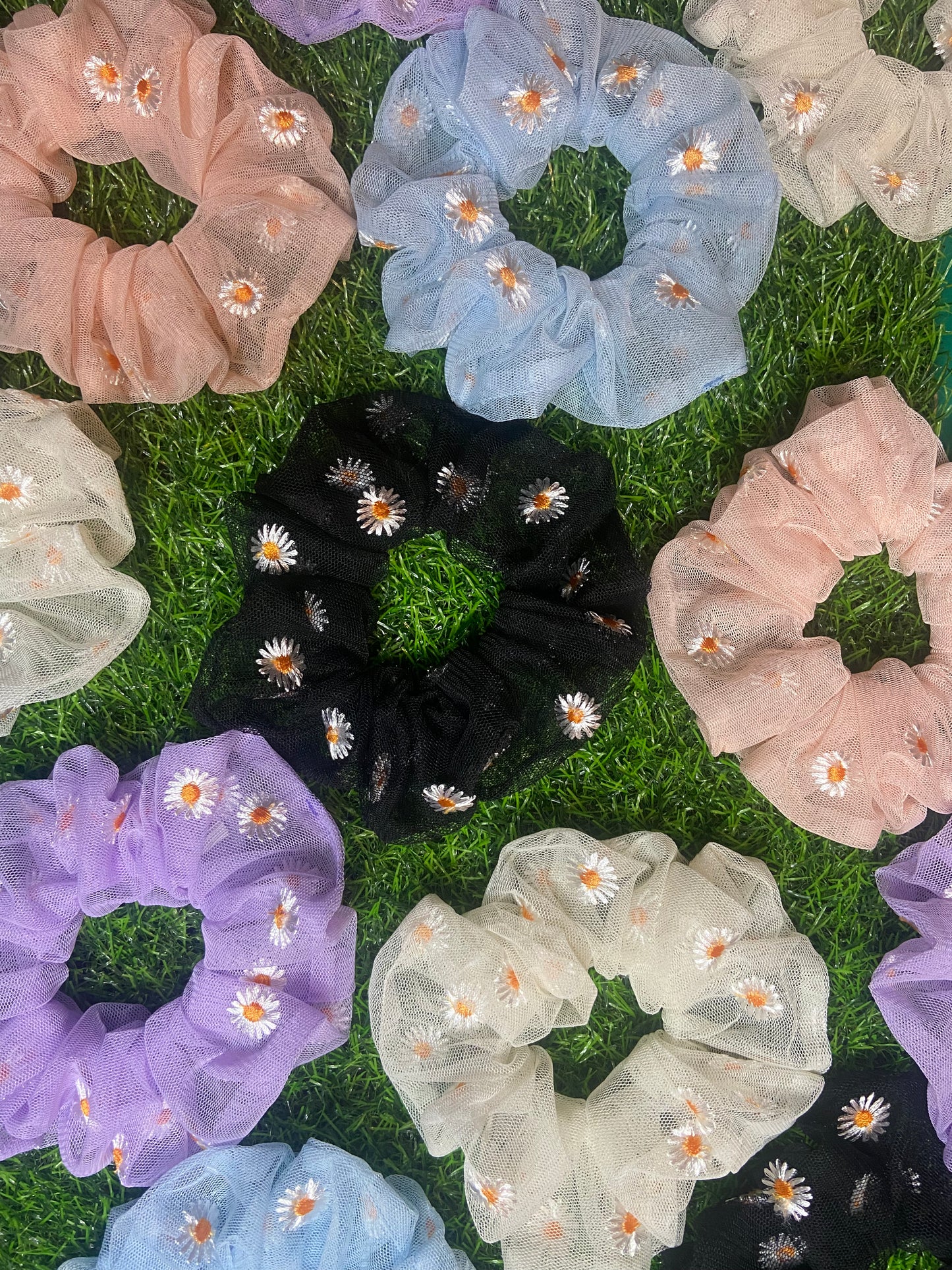 Daisy flower tulle scrunchie